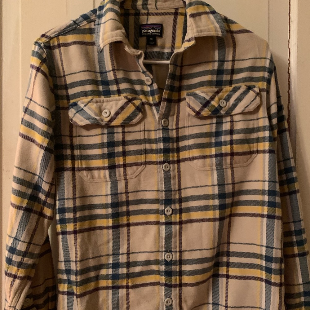 Patagonia plaid flannel